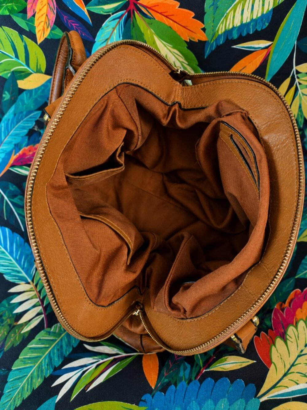 handbag - Picture 3 of 4